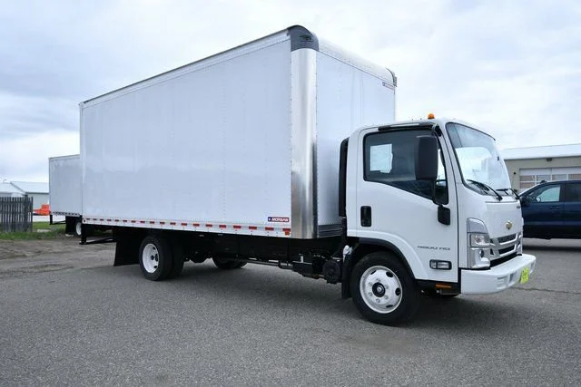 New 2024 Arc White Chevrolet NA image 8