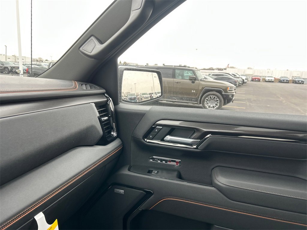 2026 GMC SIERRA - Image 28