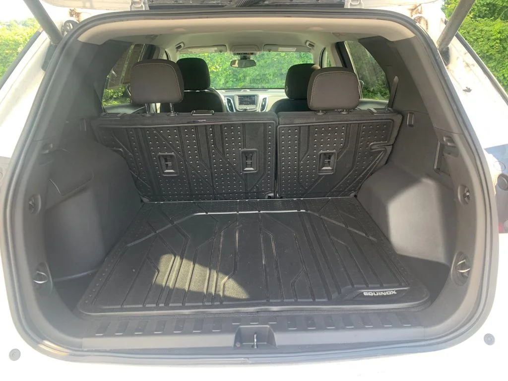 Used 2023 White Chevrolet LT image 18