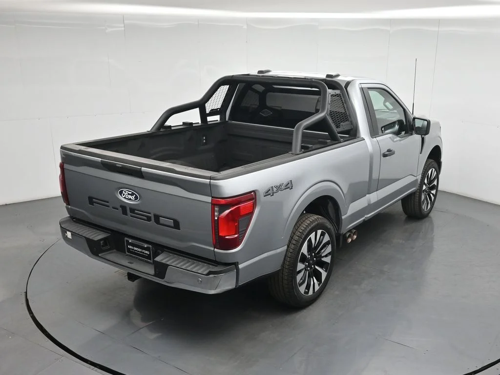 Used 2024 Silver Ford XL image 37