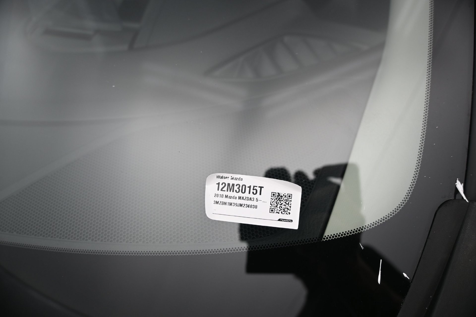 Used 2018 Deep Crystal Blue Mica Mazda Grand Touring image 32