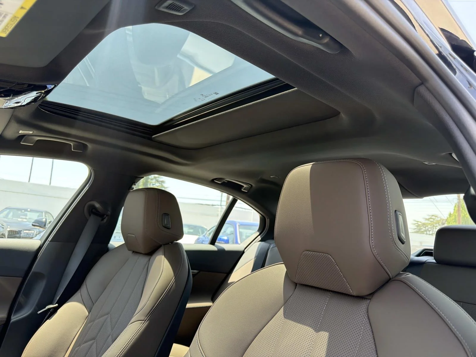New 2027 Carbon Black Metallic BMW 530i image 17