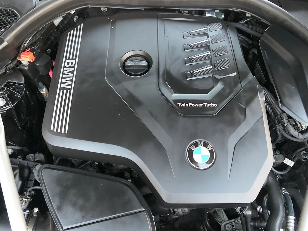 Used 2023 Black BMW 530i image 30