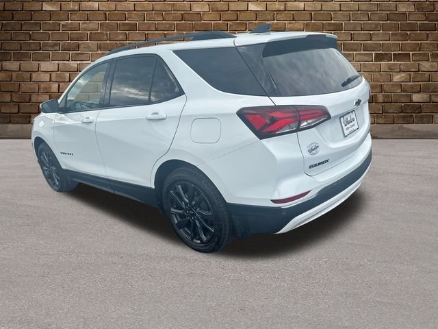 2022 Chevrolet Equinox RS photo 3