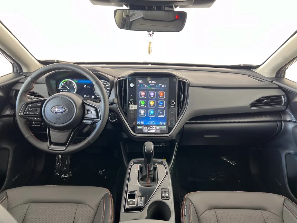 New 2026 CRYSTAL WHITE PEARL Subaru Limited Hybrid image 15