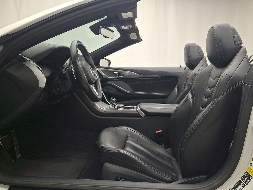 Used 2023 White Metallic BMW M850i xDrive image 13