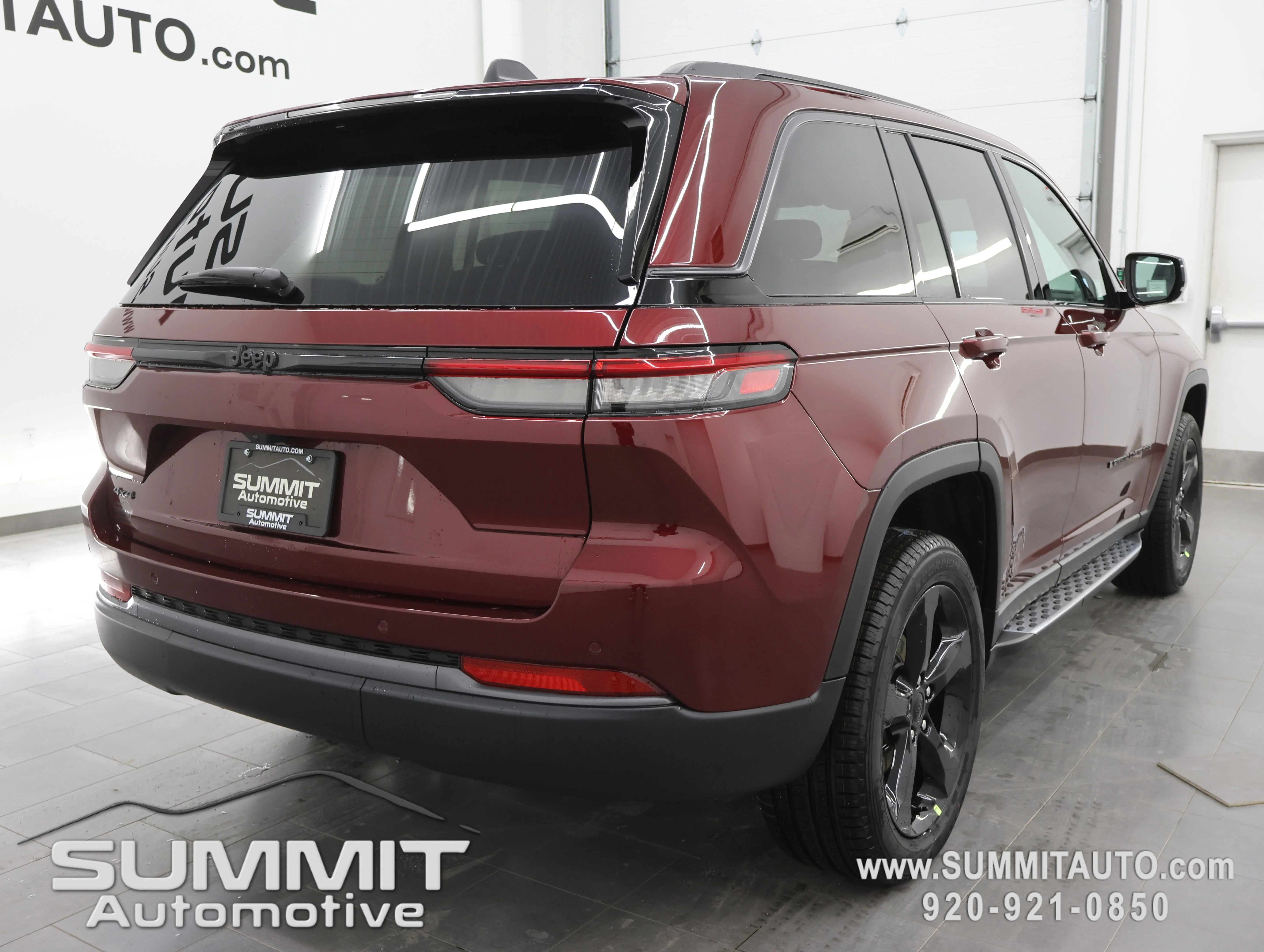 New 2026 Velvet Red Pearlcoat Jeep Limited image 4