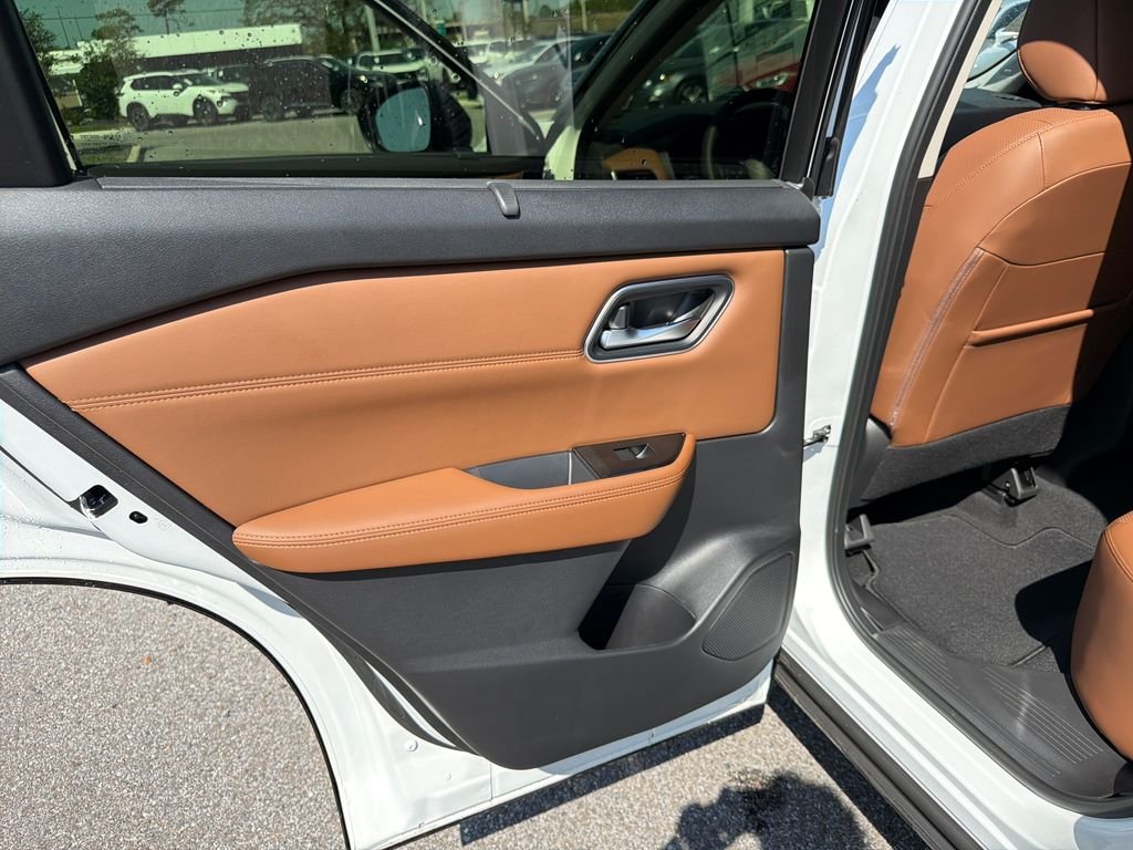 New 2026 Nissan Rogue Platinum 4D Sport Utility