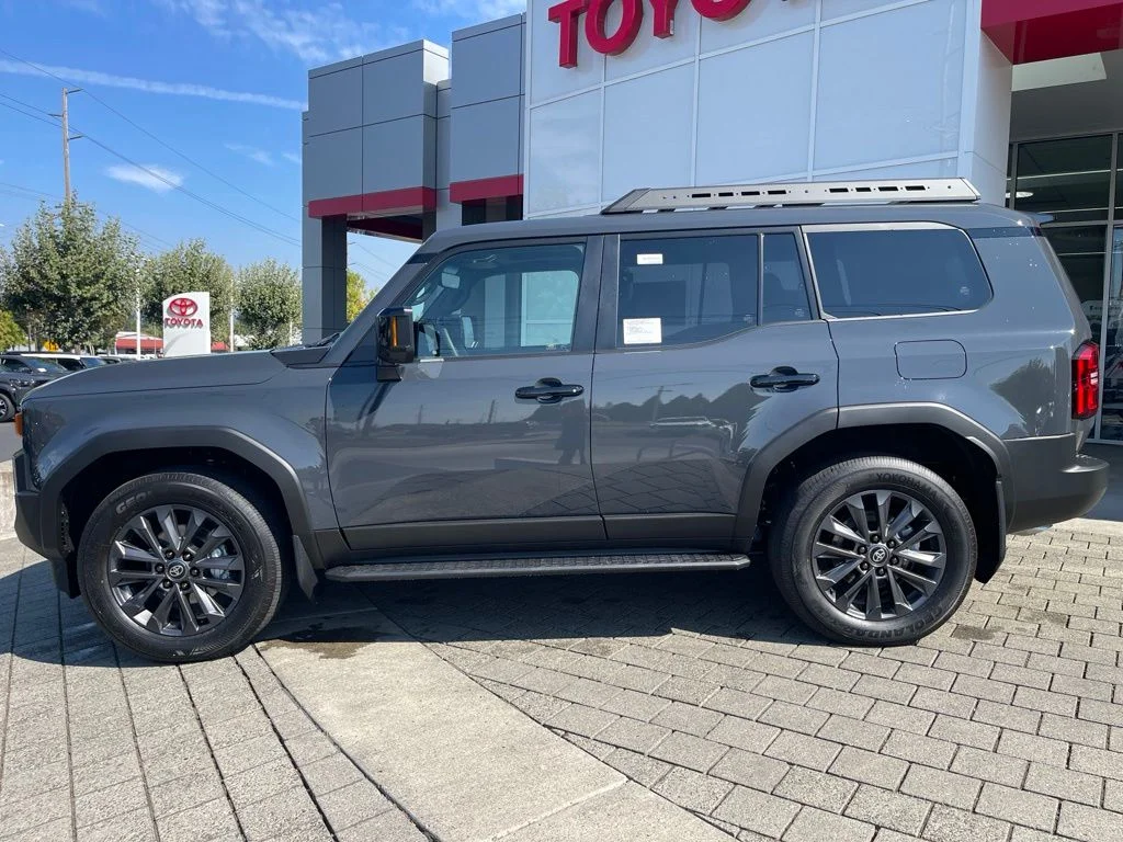 New 2027 Toyota Land Cruiser Land Cruiser 4WD WAGON HYBRID in