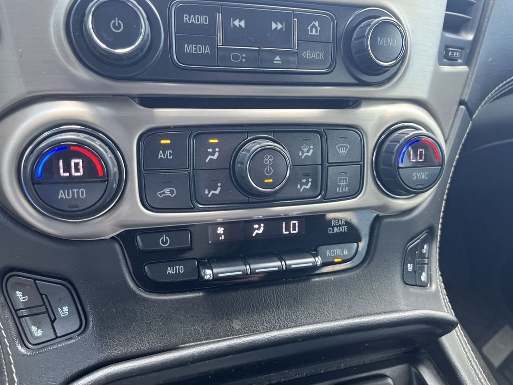 Used 2019 Gray GMC Denali image 19