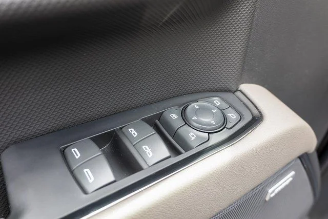 Used 2023 Blue Chevrolet ZR2 image 20