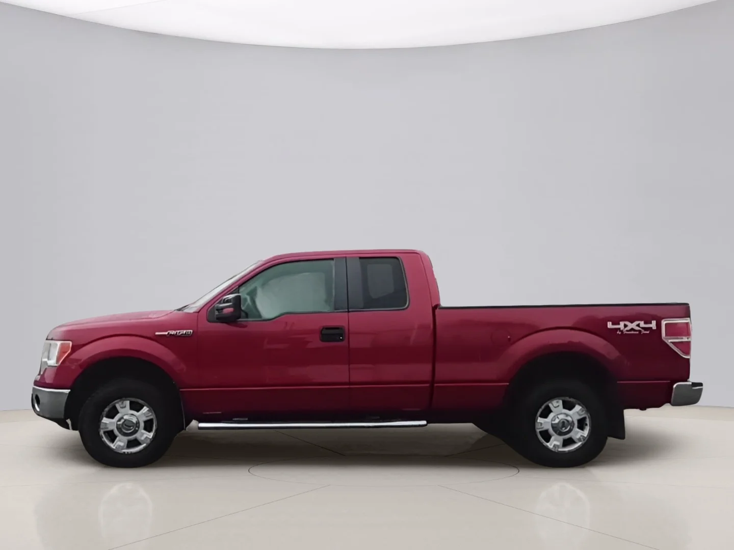 Used 2013 Red Ford FX4 SUPER image 2