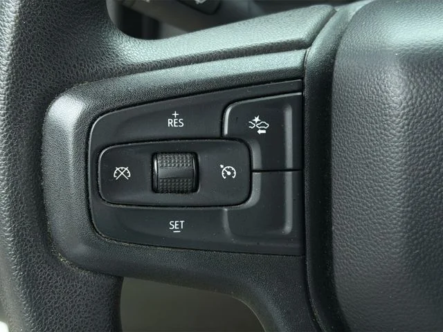 Used 2024 White Chevrolet Custom image 12