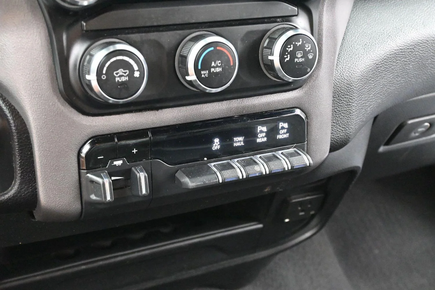 Used 2021  RAM Power Wagon image 21