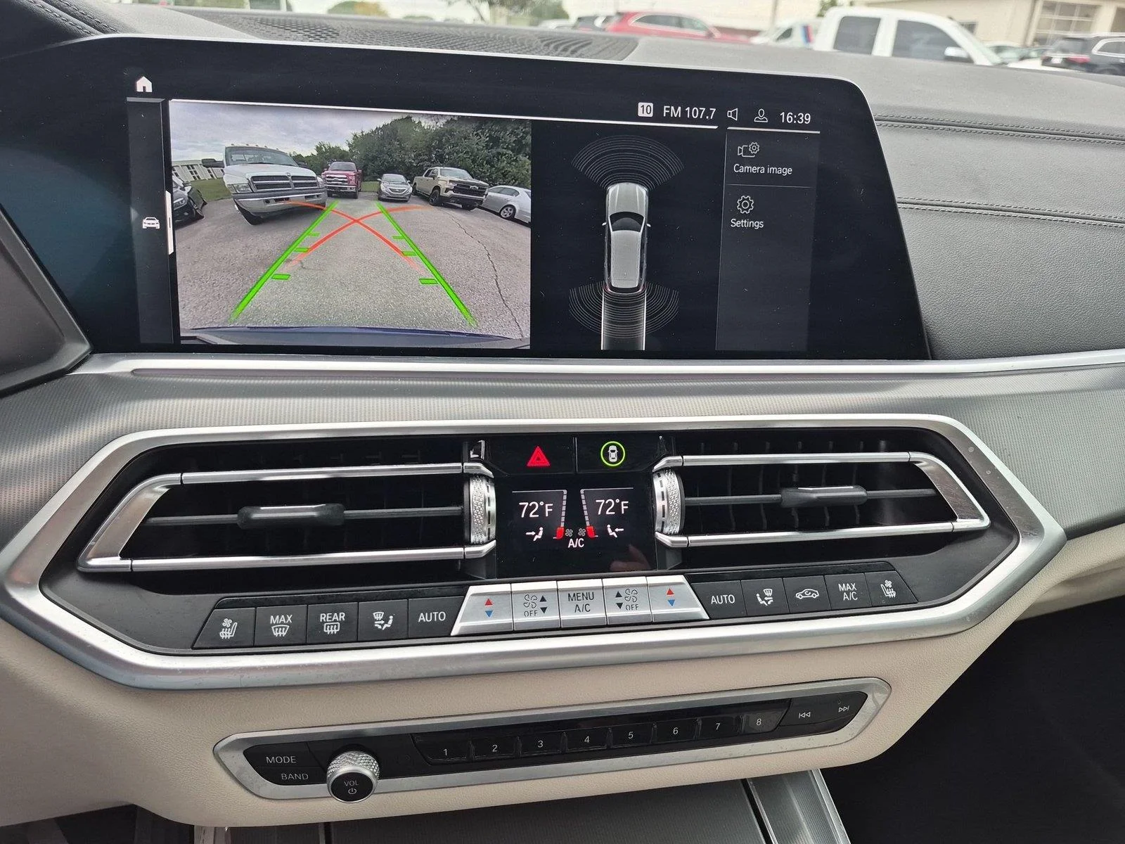 Used 2023 BLUE BMW  image 26