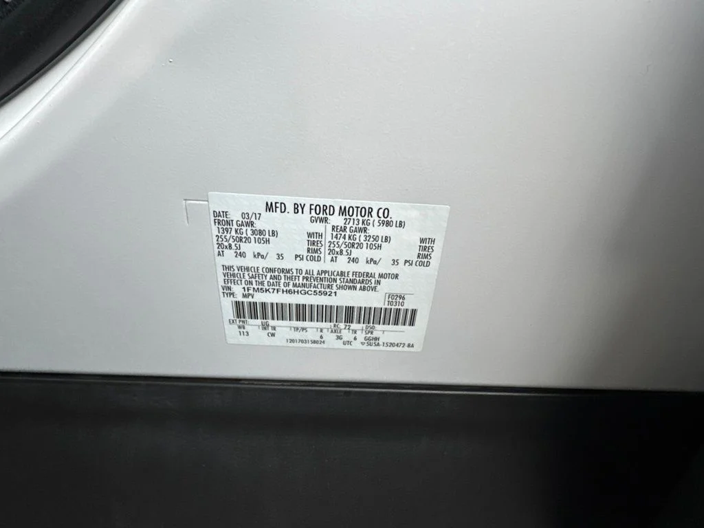 Used 2017 White Ford Limited image 15