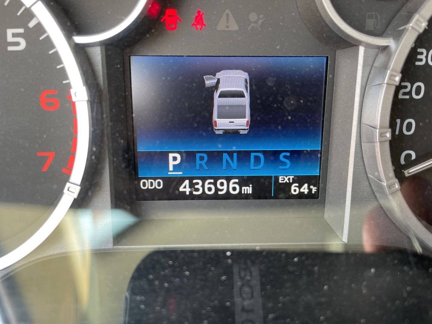 Used 2016 Blue Toyota SR5 image 12