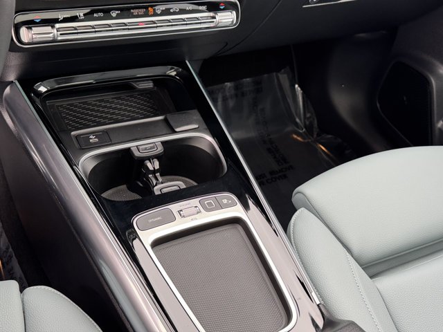 Used 2026 Cosmos Black Metallic Mercedes-Benz GLA 250 image 20