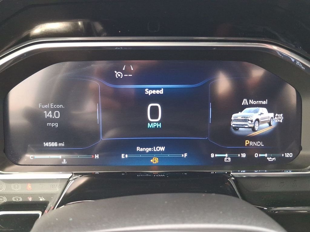 Used 2026 Gray Chevrolet LT image 10