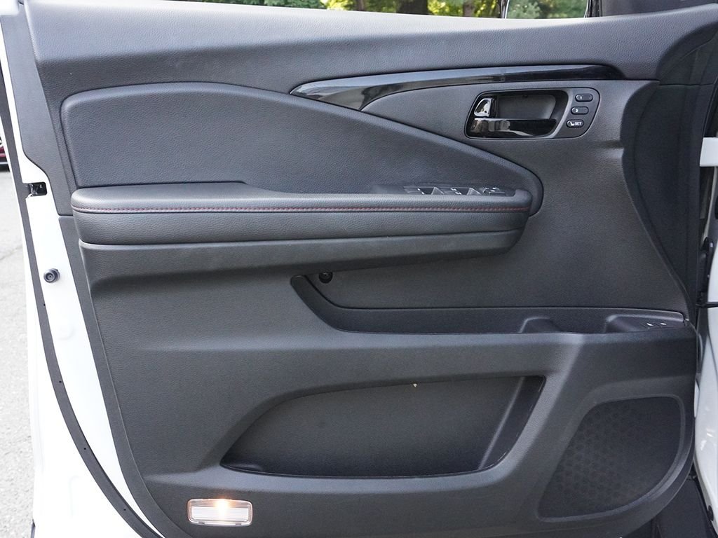 Used 2024 White Honda Black Edition image 24