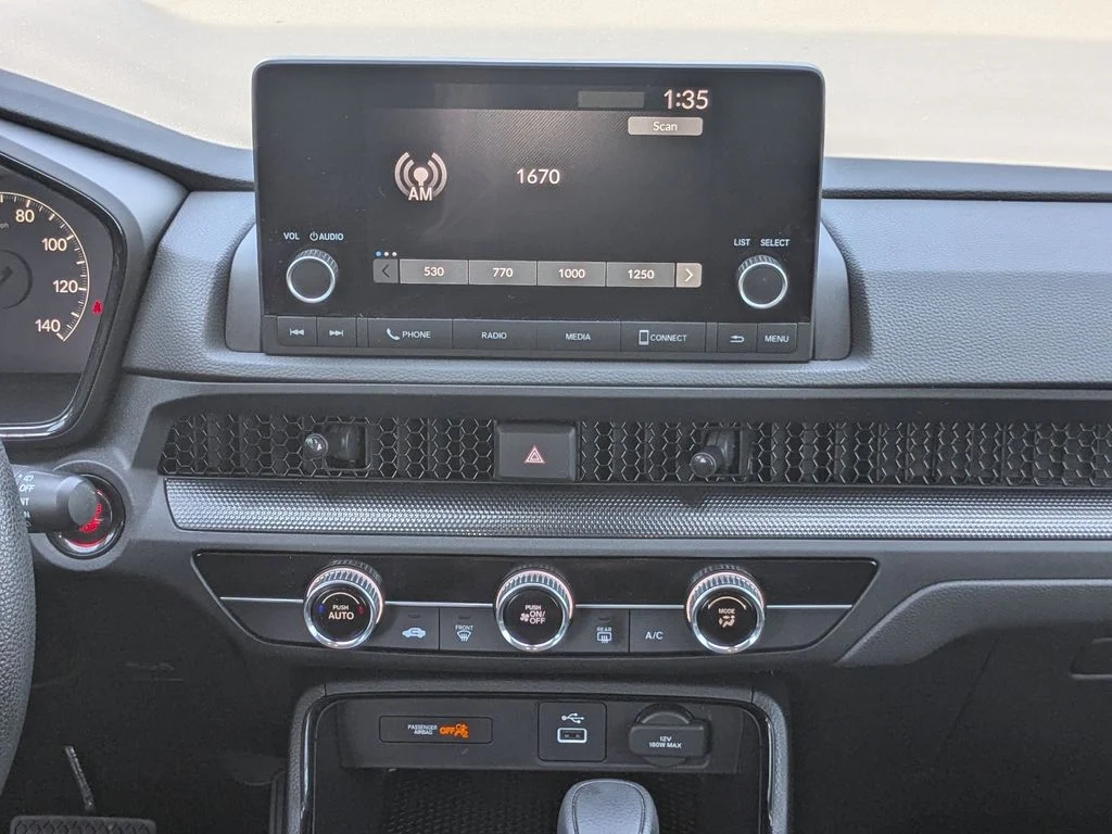 Used 2024  Honda LX image 20