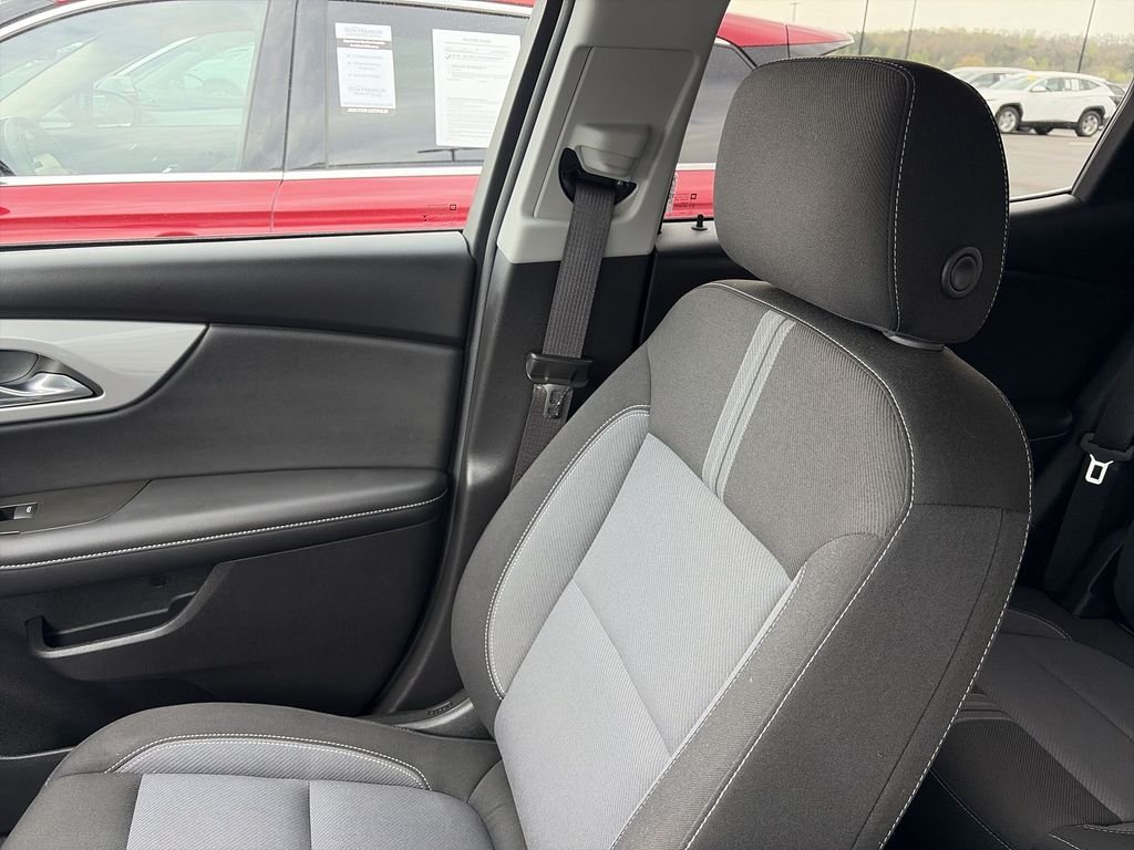 Used 2023 Gray Chevrolet LT image 22