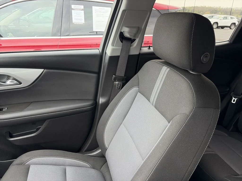 Used 2023 Gray Chevrolet LT image 22