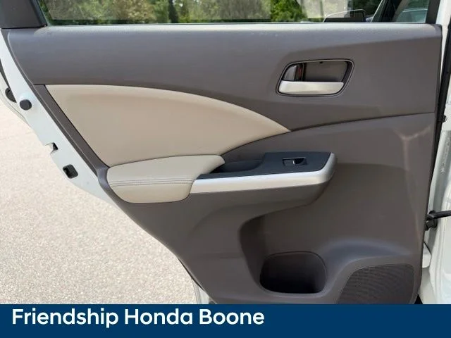 Used 2014 White Honda EX-L image 31