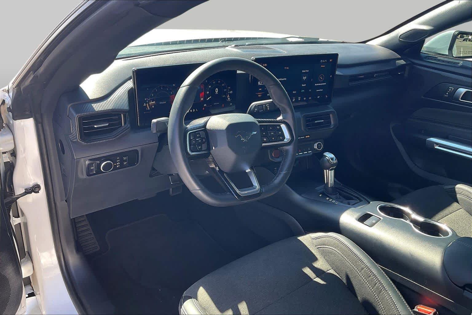 Used 2024 Oxford White Ford EcoBoost image 15