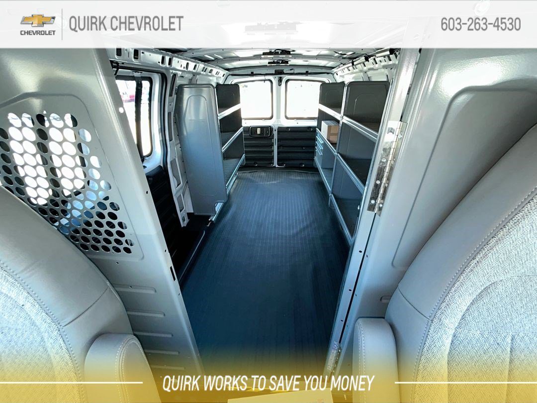 2025 Chevrolet Express Cargo Work Van - Photo 19