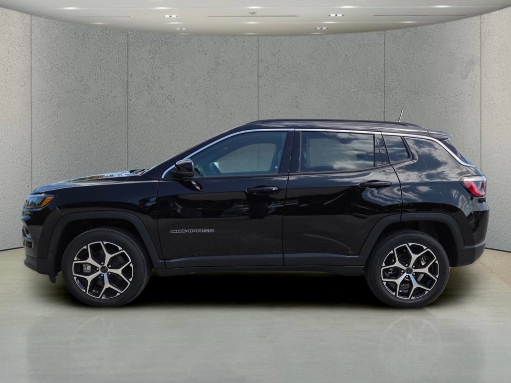 New 2026 Diamond Black Crystal Pearlcoat Jeep Limited image 9