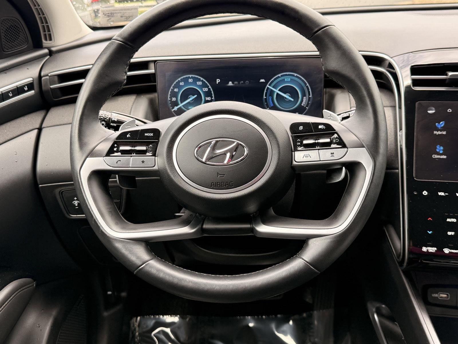 Used 2023 Phantom Black Hyundai Limited image 24