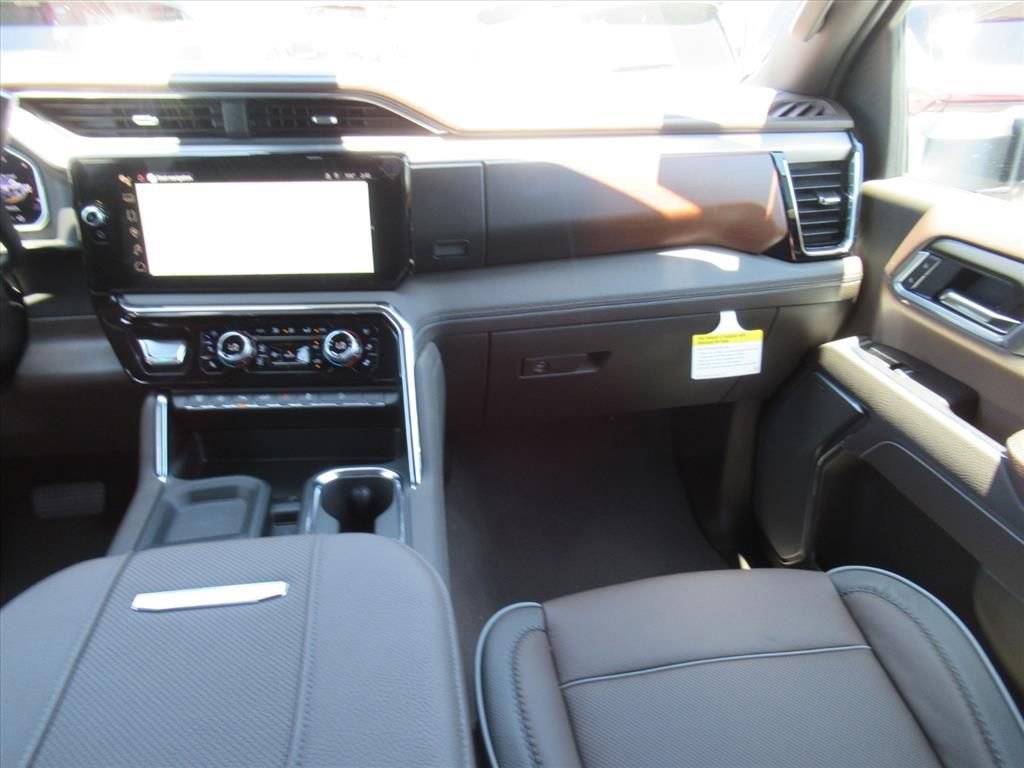 2026 GMC Sierra 2500HD Denali - Photo 17