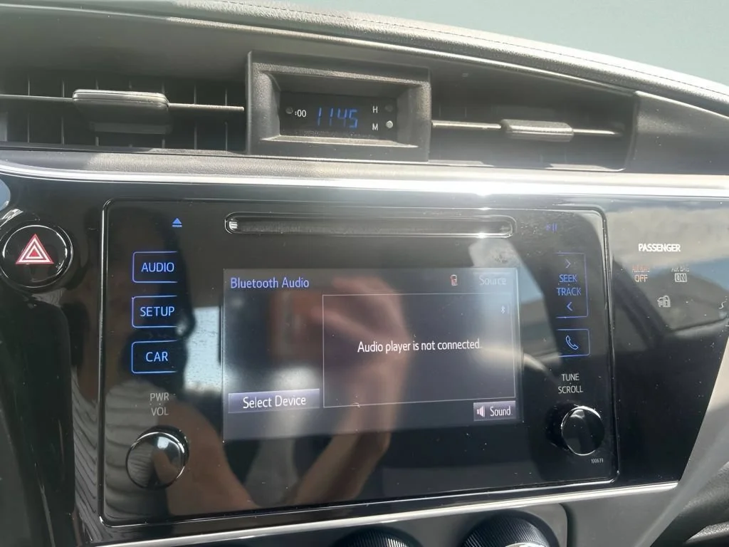 Used 2017 Slate Metallic Toyota L image 24