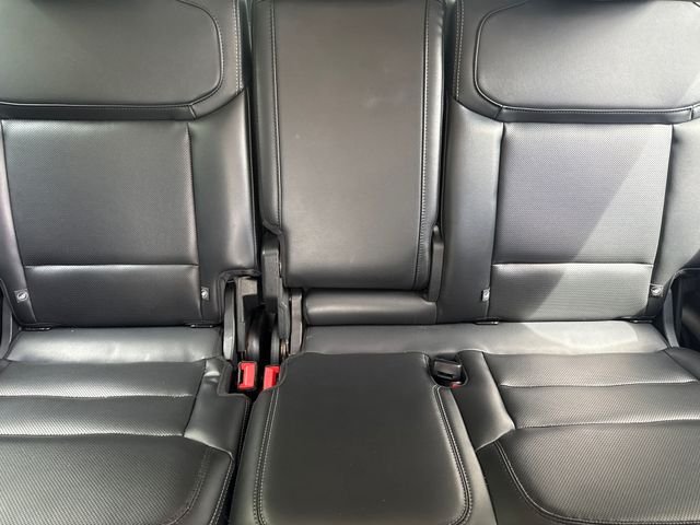 Used 2025 Black Ford Platinum image 18