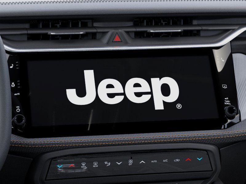 New 2026 Silver Zynith Clear-Coat Exterior Paint Jeep Limited image 18