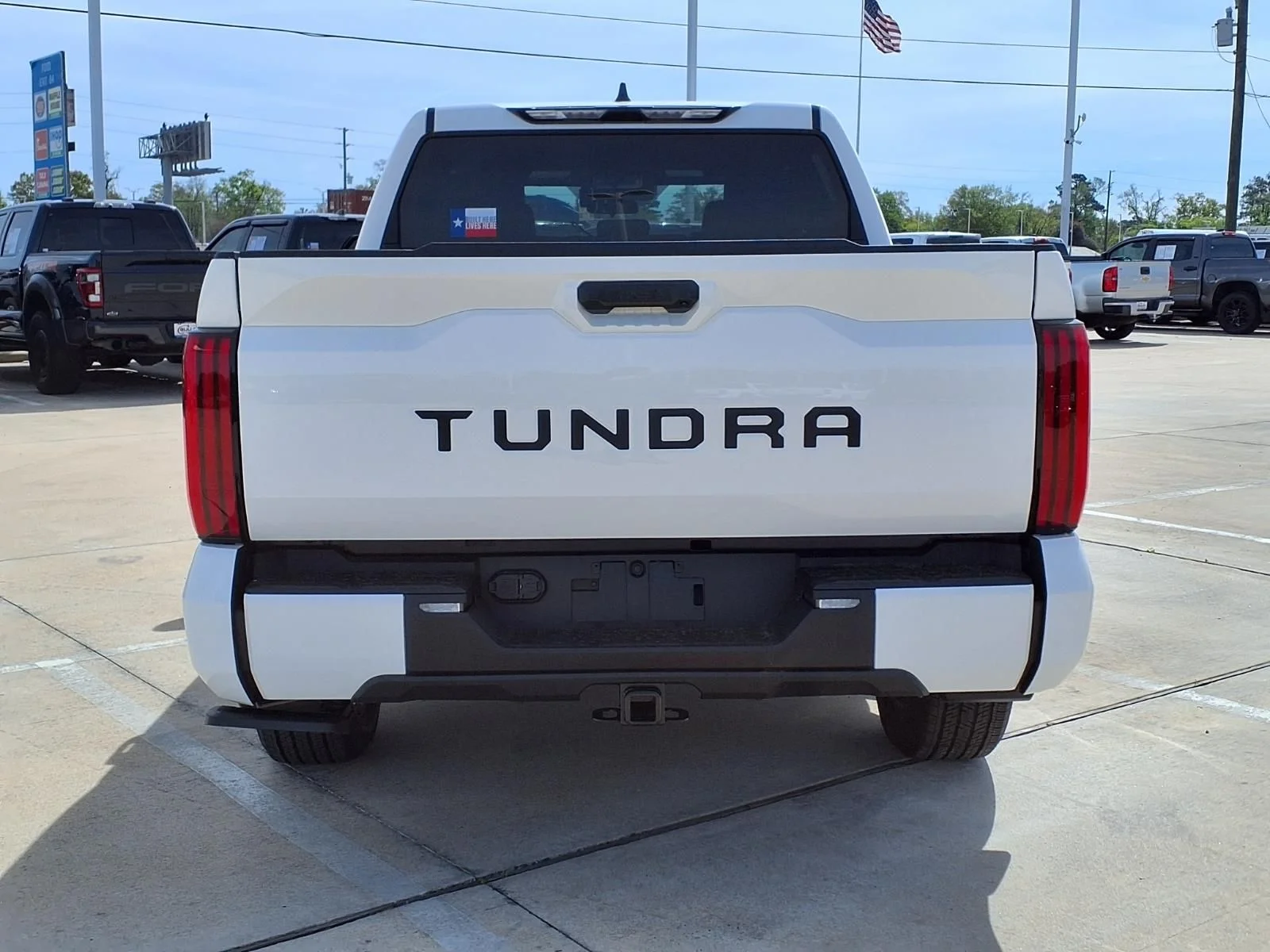 New 2026 White Toyota SR5 image 5
