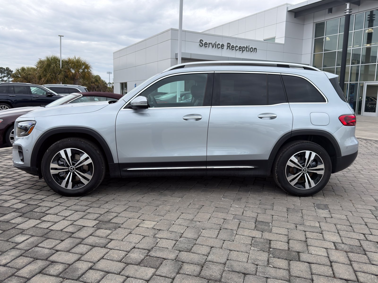 New 2026 Cirrus Silver Metallic Mercedes-Benz GLB 250 image 36