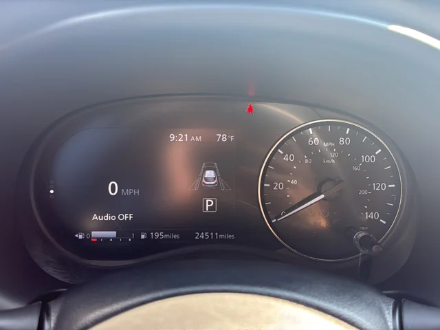 Used 2022 Gray Nissan SV image 12