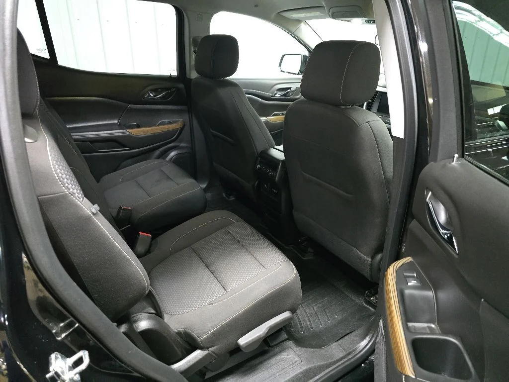 Used 2023 Black GMC SLE image 17