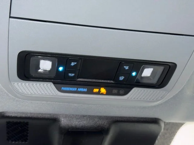 New 2026 Oxford White Ford XLT image 28