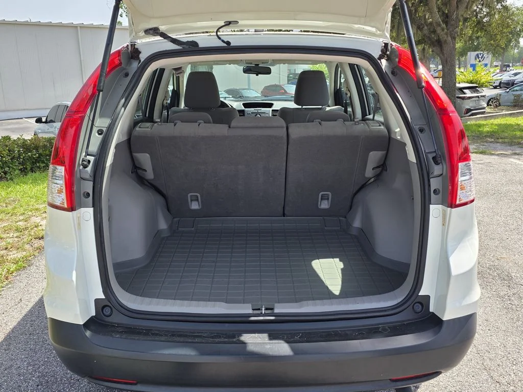 Used 2013 White Honda LX image 9