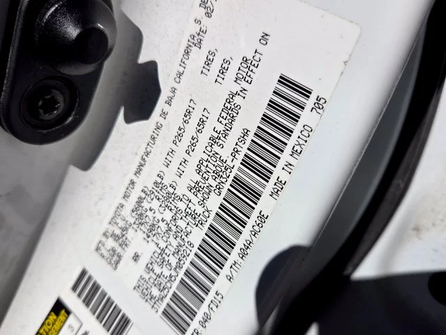 Used 2018 White Toyota TRD Sport image 19