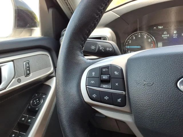 Used 2023 White Ford XLT image 29