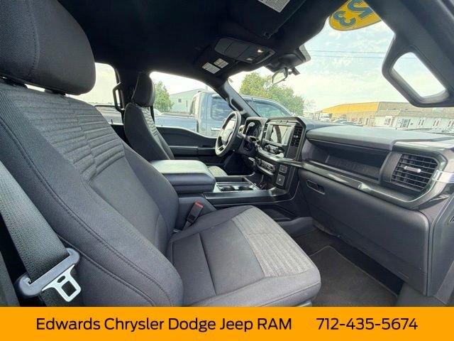 Used 2023 White Ford XL image 27