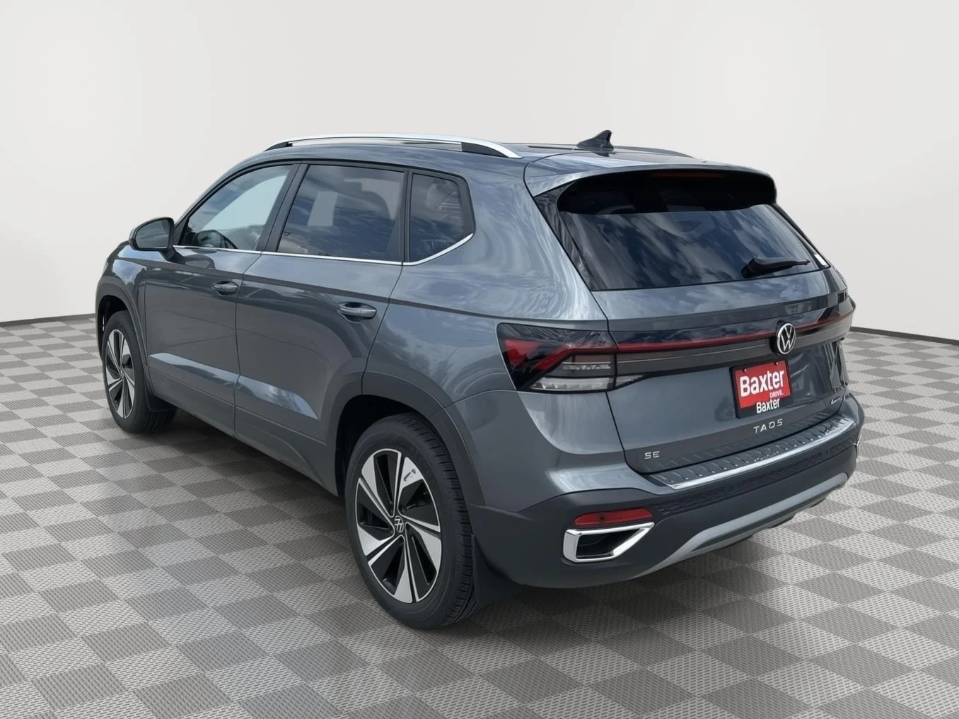 Certified Used 2025 GRAY Volkswagen SE image 20