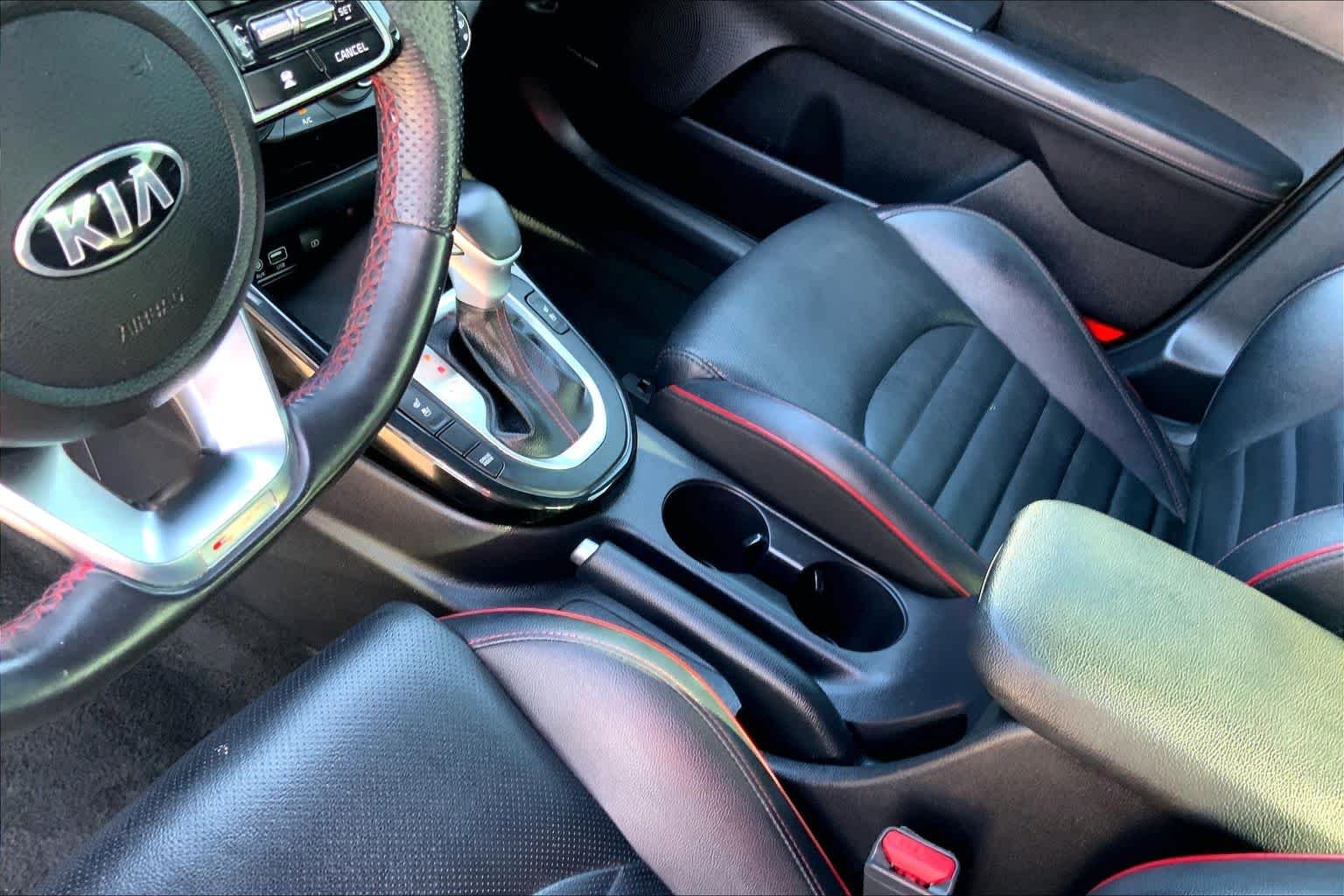 Used 2021 Snow White Pearl Kia GT image 16