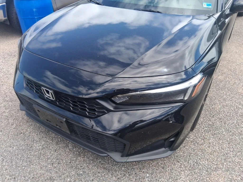 Used 2025 White Honda Sport image 2