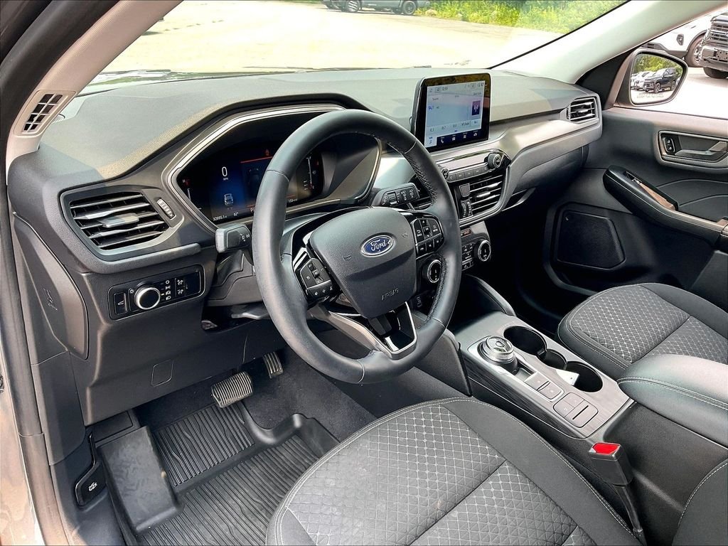 Used 2023 Carbonized Gray Metallic Ford Active image 8