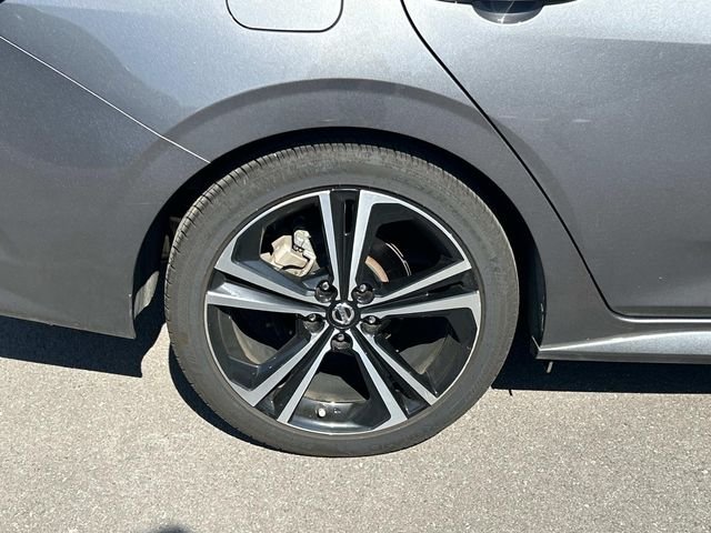 Certified Used 2022 Gray Nissan SR image 10